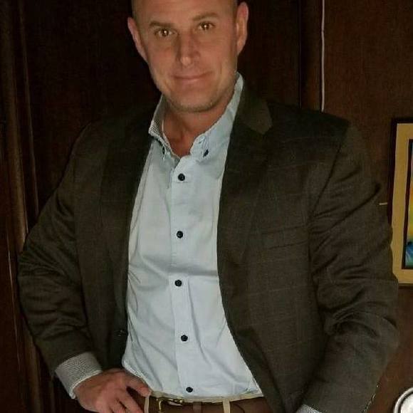 Meet your Posher, Brandon - Picture 1 of 1